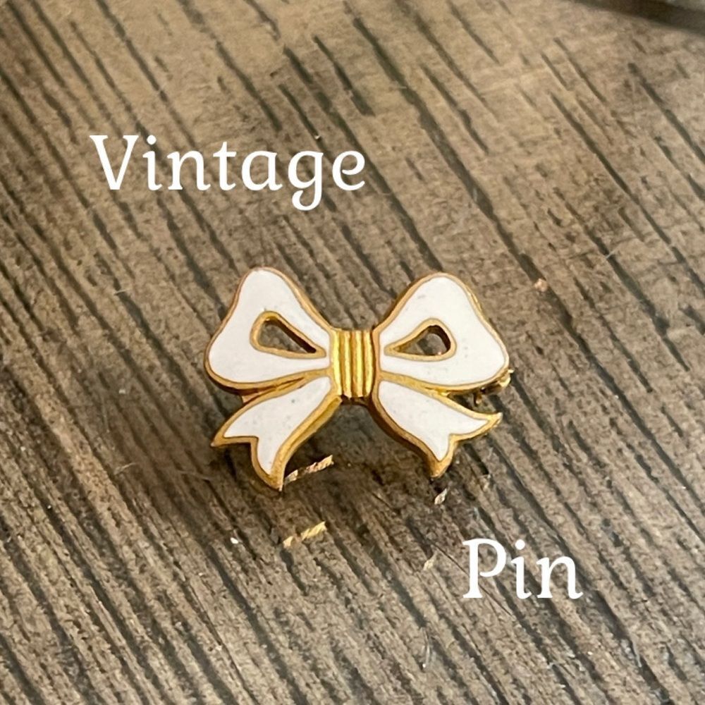 Vintage White Enamel and Gold-tone Tiny Bow Brooch Pin